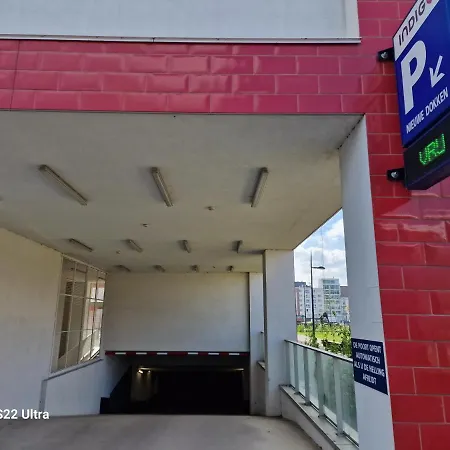 Apartman Feel At At This Homeawayfromhome Appt With A Stunning Water Canal View And Gym Gent